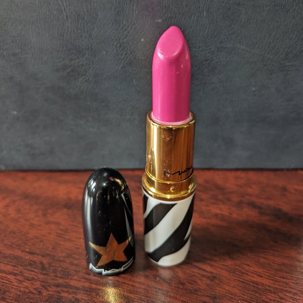 MAC Too Fab DressCamp Lipstick - Rare & VHTF!!